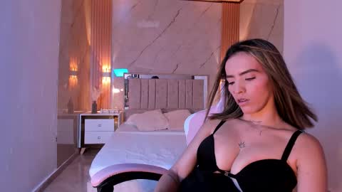 Salome online show from March 2026 06:58:02 PM