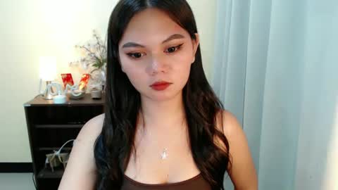 Hi its me Yna online show from February 2025 04:09:02 PM