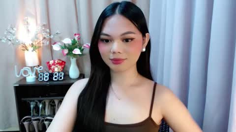 Hi its me Yna online show from September 2025 12:21:01 PM