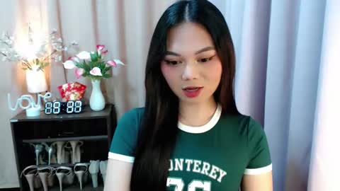 Hi its me Yna online show from September 2025 01:38:02 PM