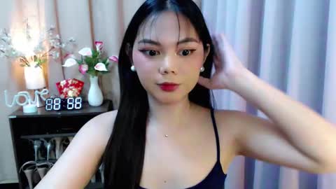 Hi its me Yna online show from October 2025 12:56:02 PM