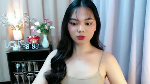 Hi its me Yna online show from October 2025 12:47:01 PM