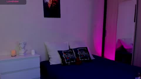 Snapshot of youranikka chatting on January 2026 10:24:01 PM Anikka online show from January 2026 10:24:01 PM