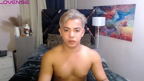 Snapshot of yourasian_bradley chatting on October 2025 02:51:02 PM yourasian_bradley online show from October 2025 02:51:02 PM