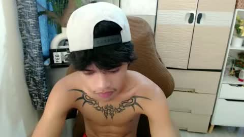 Snapshot of yourasian_eric chatting on February 2026 07:40:01 AM yourasian_eric online show from February 2026 07:40:01 AM