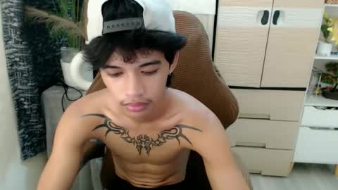 Snapshot of yourasian_eric chatting on March 2026 02:02:01 PM yourasian_eric online show from March 2026 02:02:01 PM