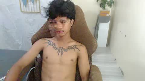 Snapshot of yourasian_eric chatting on June 2026 06:37:02 AM yourasian_eric online show from June 2026 06:37:02 AM