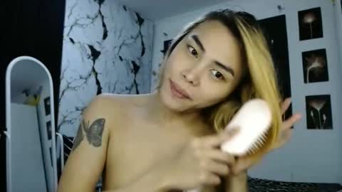 Snapshot of yourasianbigcock chatting on January 2026 12:20:01 PM LEXI online show from January 2026 12:20:01 PM