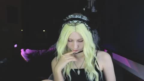 Snapshot of yourcutiegoth chatting on April 2026 05:14:01 PM Vasilisa online show from April 2026 05:14:01 PM