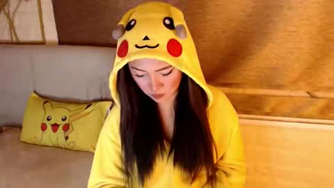 JEN  online show from April 2026 04:09:01 PM