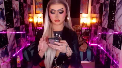 Kath Harper online show from December 2025 01:59:02 AM