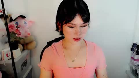 PrettyElla online show from October 2025 02:01:02 AM