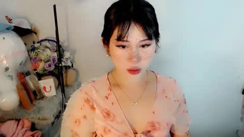 PrettyElla online show from November 2025 02:31:02 AM