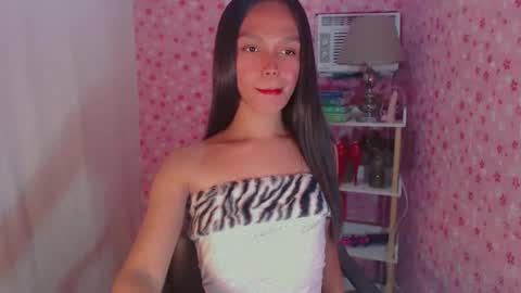 RICCIE MAE online show from November 2025 04:45:02 AM