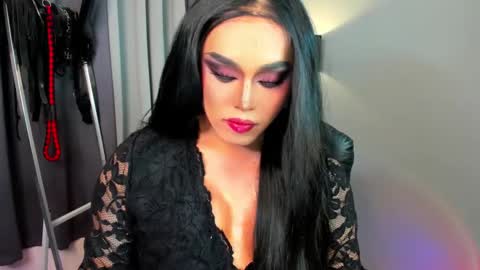 Snapshot of yourfiercemistress chatting on February 2025 05:10:02 AM not into STINGY and CHEAP people online show from February 2025 05:10:02 AM