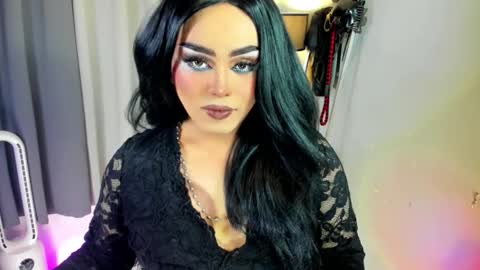 Snapshot of yourfiercemistress chatting on November 2025 11:37:01 PM not into STINGY and CHEAP people online show from November 2025 11:37:01 PM