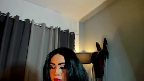 Snapshot of yourfiercemistress chatting on November 2025 11:27:01 PM not into STINGY and CHEAP people online show from November 2025 11:27:01 PM