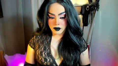 Snapshot of yourfiercemistress chatting on December 2025 11:22:01 PM not into STINGY and CHEAP people online show from December 2025 11:22:01 PM