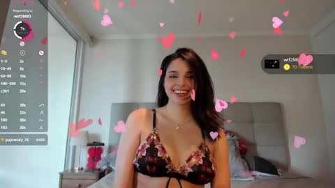 Helena online show from February 2025 06:38:01 PM