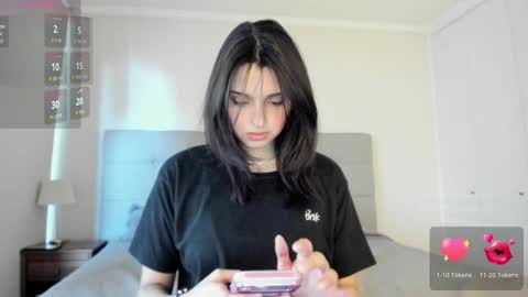 Helena online show from February 2026 07:35:01 PM