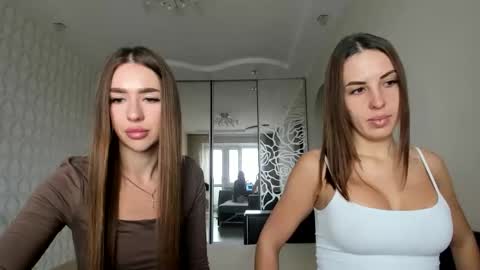 Snapshot of yourgirl_ariella chatting on October 2025 10:27:01 AM Ariella online show from October 2025 10:27:01 AM