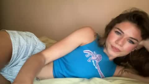 Snapshot of yourgirlaurora chatting on July 2026 07:23:02 PM yourgirlaurora online show from July 2026 07:23:02 PM