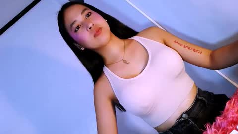 Snapshot of yourhumiliationgirl chatting on November 2025 04:50:02 PM yourhumiliationgirl online show from November 2025 04:50:02 PM