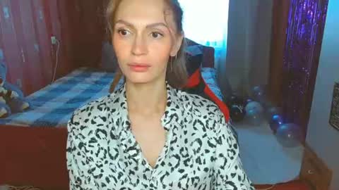 Snapshot of yourladysunshine chatting on July 2026 06:04:02 AM Ksyusha online show from July 2026 06:04:02 AM