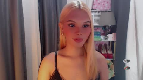 Snapshot of yourlovekylie chatting on July 2026 08:18:02 AM KYLIE MORE online show from July 2026 08:18:02 AM