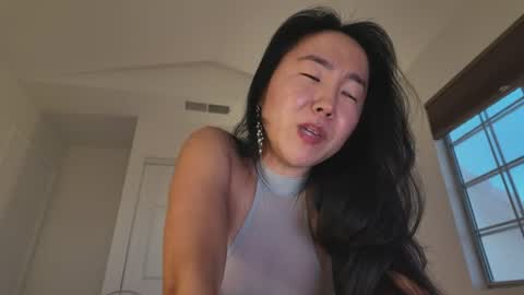 Snapshot of yourlovelykgirlfriend chatting on June 2026 02:53:01 AM J i w o n online show from June 2026 02:53:01 AM
