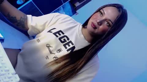 PEARL online show from November 2025 10:19:01 PM