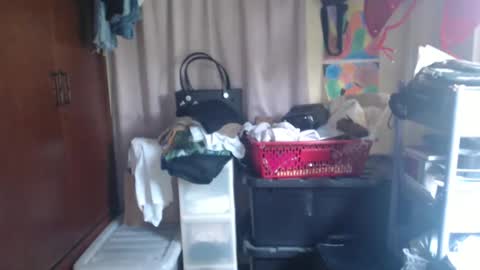 Iring online show from November 2025 01:33:02 AM