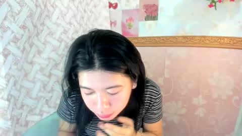 Snapshot of yourprettytrish chatting on June 2026 09:39:01 PM Trish online show from June 2026 09:39:01 PM