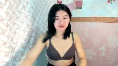 Snapshot of yourprettytrish chatting on June 2026 05:28:02 PM Trish online show from June 2026 05:28:02 PM
