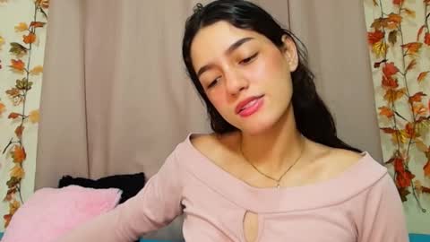 Snapshot of yoursexy18lover chatting on November 2025 07:45:01 AM Lina and roberth online show from November 2025 07:45:01 AM