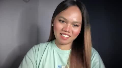 yourspecialgirl_rhea online show from December 2025 01:00:01 AM