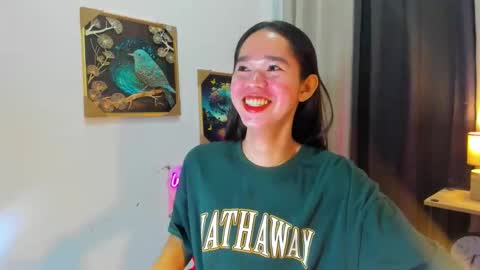 Snapshot of yourtinybunny chatting on May 2026 03:18:02 PM yourtinybunny online show from May 2026 03:18:02 PM