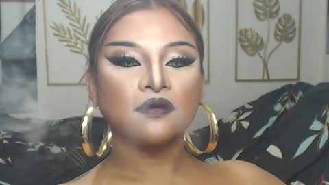 Snapshot of yourtrannyqueenxxx chatting on April 2026 11:35:01 PM Anastacia Grey online show from April 2026 11:35:01 PM