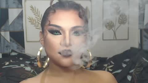 Snapshot of yourtrannyqueenxxx chatting on May 2026 10:22:02 PM Anastacia Grey online show from May 2026 10:22:02 PM