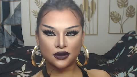 Snapshot of yourtrannyqueenxxx chatting on June 2026 07:10:01 AM Anastacia Grey online show from June 2026 07:10:01 AM
