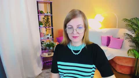 Alice online show from September 2025 04:26:01 AM