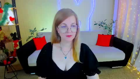 Snapshot of youruniverser chatting on July 2026 10:32:02 AM Alice online show from July 2026 10:32:02 AM