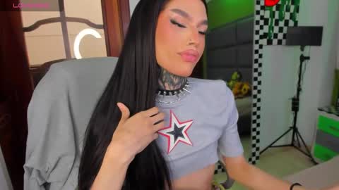 Snapshot of yourvirtualgirlfriennd chatting on October 2025 01:43:02 PM GI online show from October 2025 01:43:02 PM