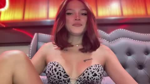 Snapshot of yourwildestdreamgirl chatting on May 2026 04:41:02 AM ANDREA online show from May 2026 04:41:02 AM