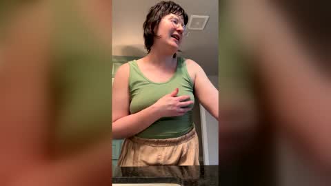 Rose Noire online show from February 2026 10:06:01 PM