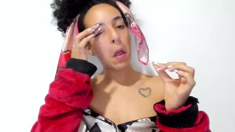 Snapshot of youwishtobeme chatting on March 2025 01:28:01 AM elizabeth ju online show from March 2025 01:28:01 AM