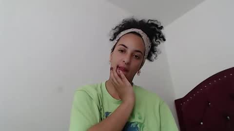 elizabeth  ju   online show from March 2026 06:22:02 PM