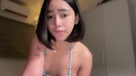 YowgineTheGreat online show from December 2025 12:10:02 PM