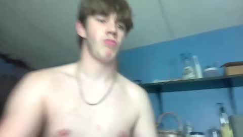 YoungPhysique05 online show from September 2025 08:03:01 PM