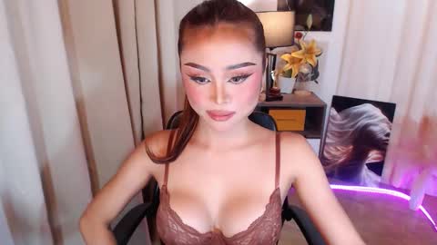 Snapshot of ysabellefox chatting on December 2025 10:33:01 AM ysabellefox online show from December 2025 10:33:01 AM